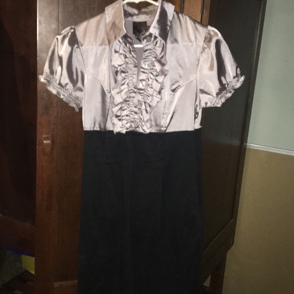 Juniors fitted dressy zip up on side